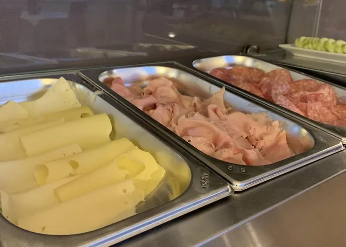 Si מלון רימיני